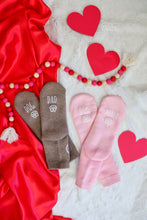 Load image into Gallery viewer, Dog Mom Socks